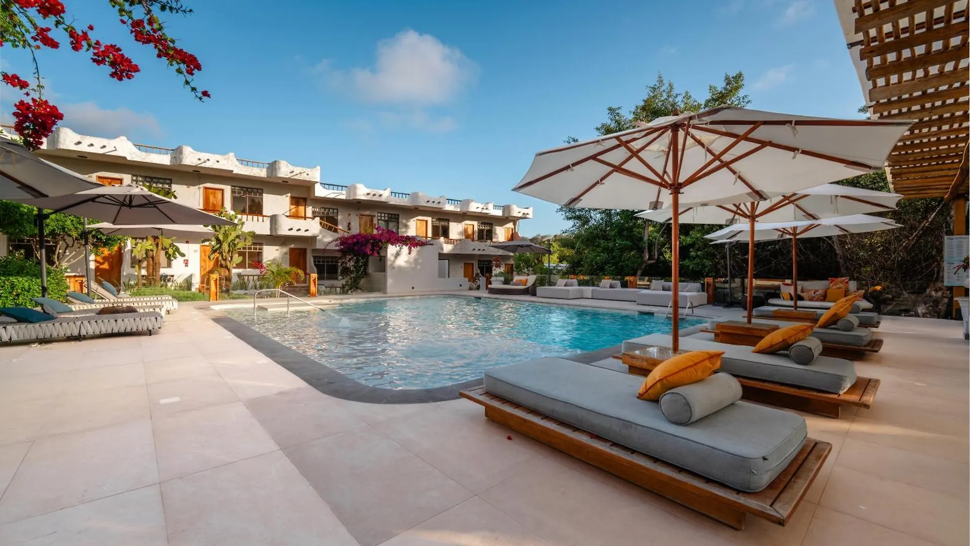 Hotel Fiesta Puerto Ayora