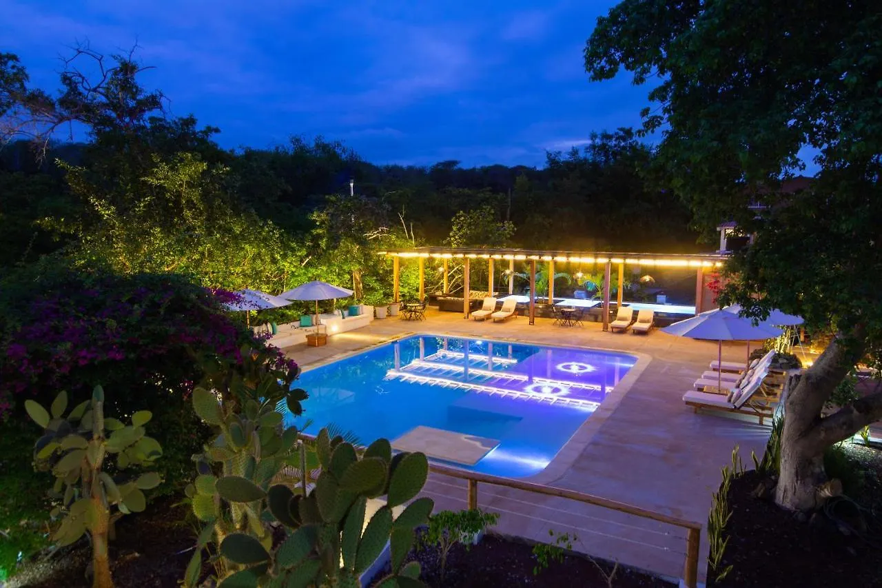 Hotel Fiesta Puerto Ayora
