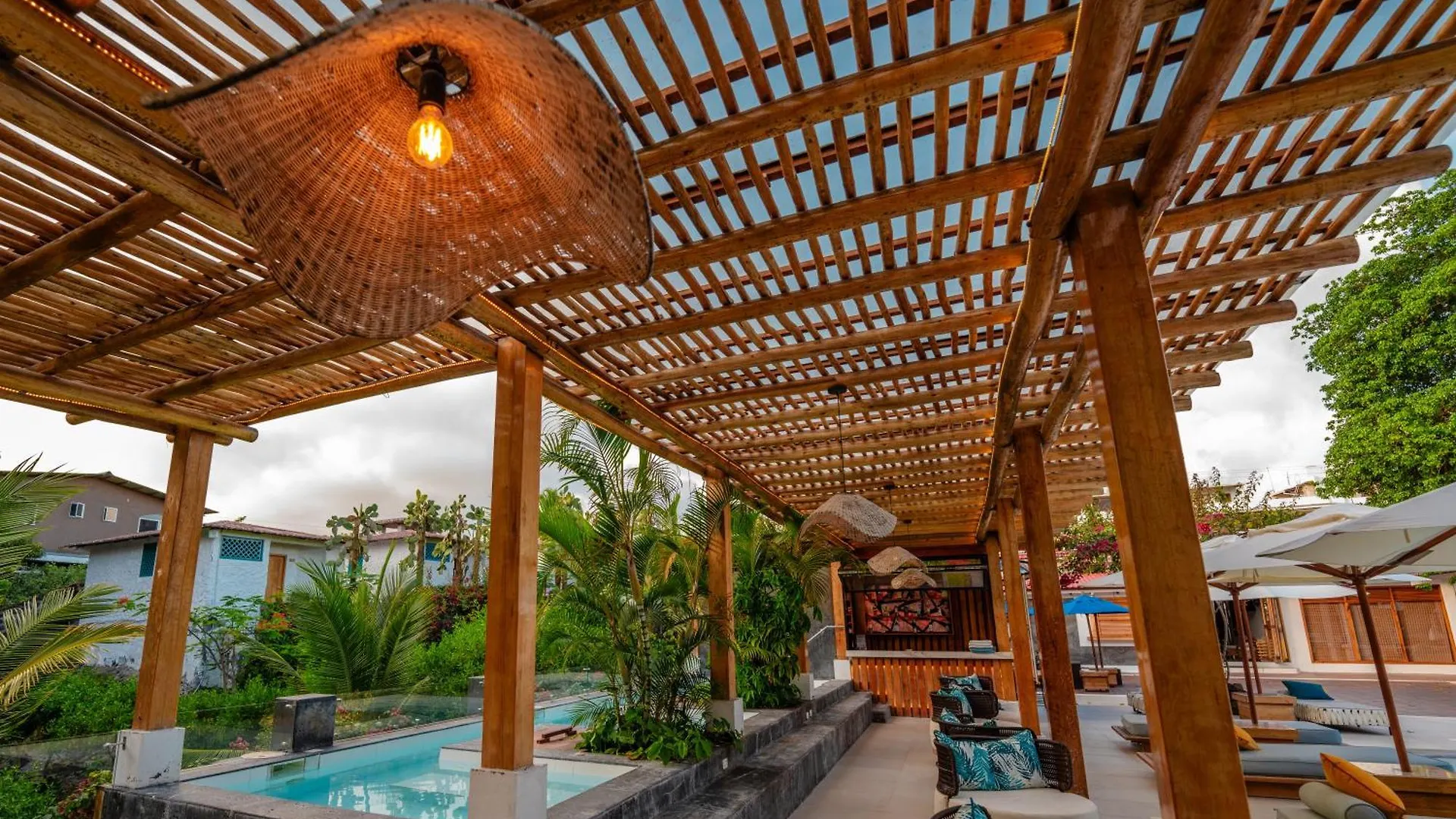 Hotel Fiesta Puerto Ayora