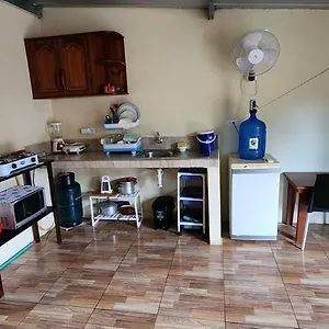 Departamento Amoblado Starlink -pto Ayora Apartment