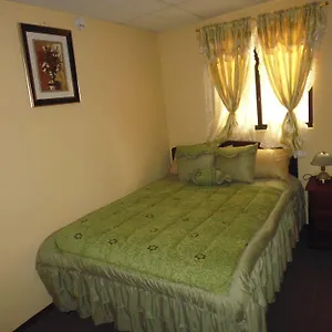 Residencial El Viajero 2*, Tababela Ecuador