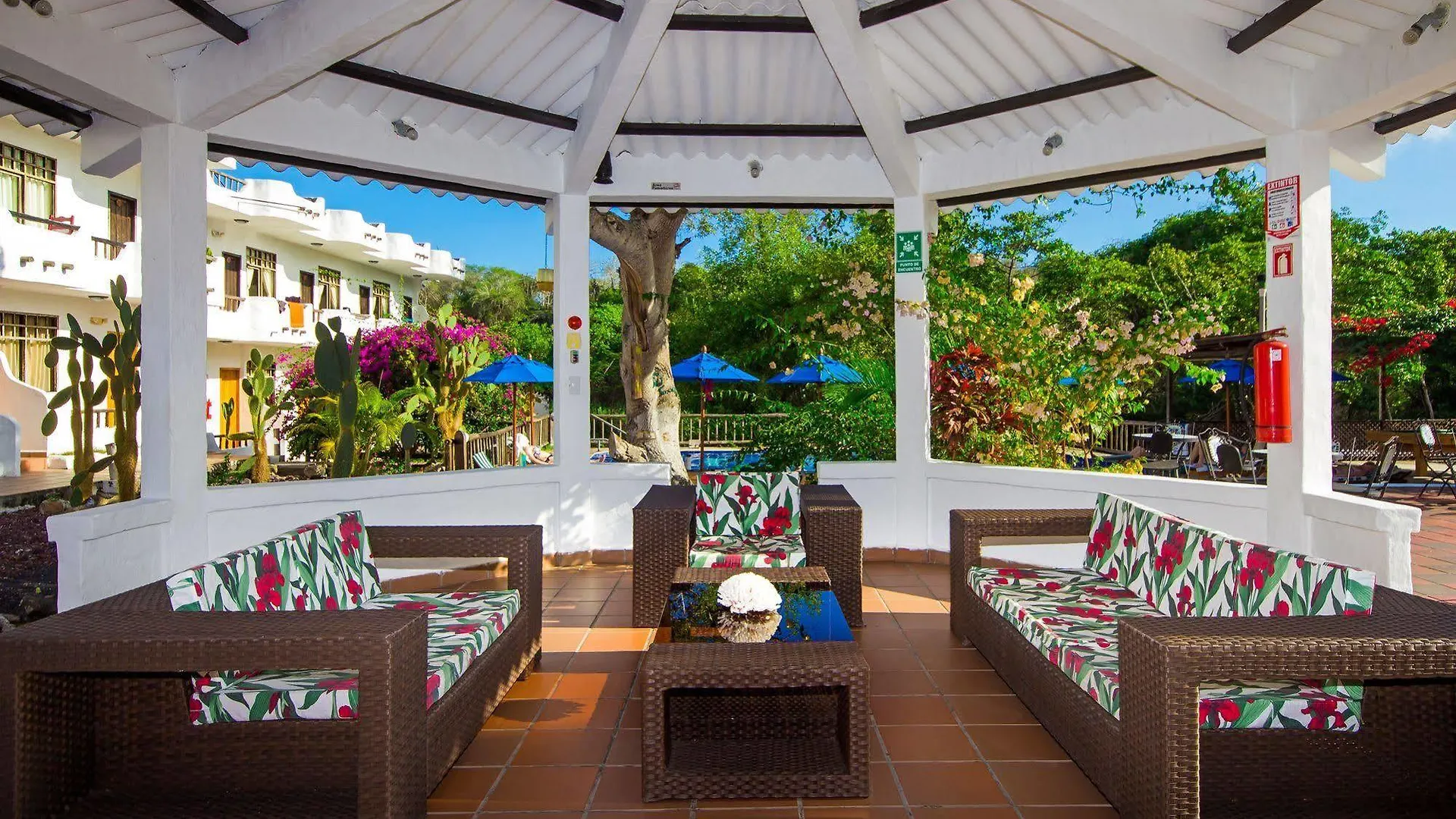 Hotel Fiesta Puerto Ayora